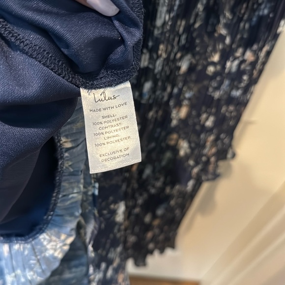 Lulu’s Such Sophistication Navy Blue Floral Print Pleated Maxi Dress XL - Picture 14 of 14